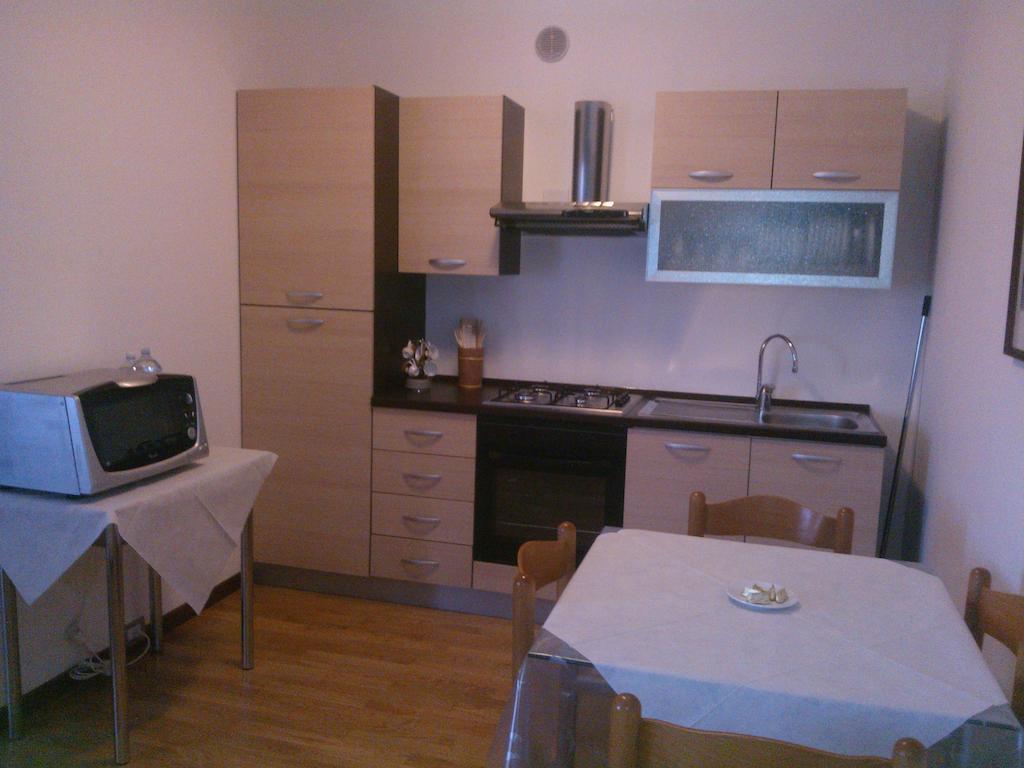 Castelgabbiano Appartement Castel Gabbiano Kamer foto